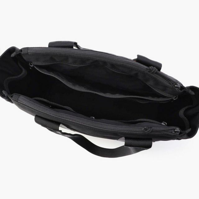 ブリーフィング トートバッグ ビジネスバッグ スクエア型 PCスリーブ付き 大容量 BRIEFING PROTECTION TOTE MW GENII BRA233T27 ブラック 手提げカバン ワーク ビジネスバッグ ブラック  (250912)