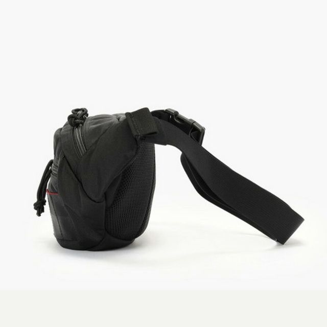 ブリーフィング ボディバッグ BRIEFING BRA233L28 SLASH S MW GENII ヒップバッグ ウエストバッグ シンプル ブラック (250912)