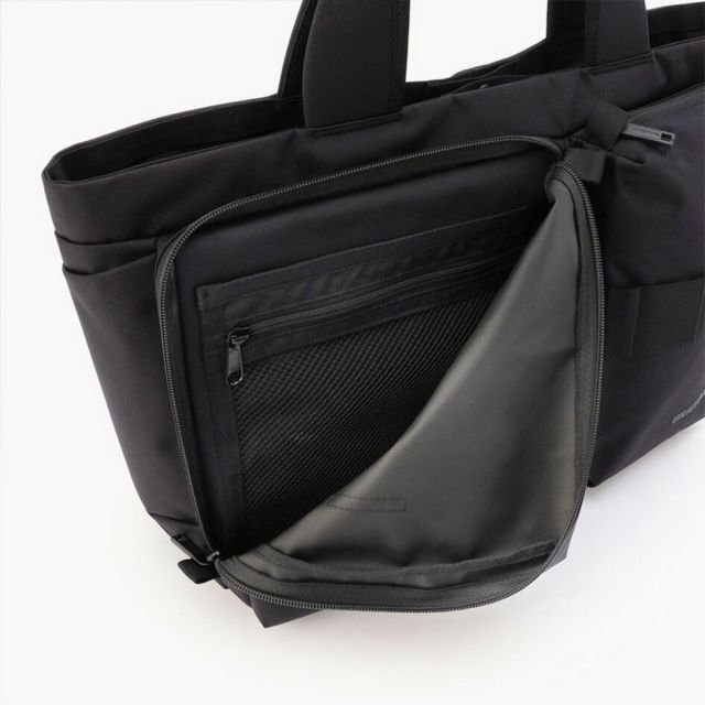 ブリーフィング トートバッグ SWWIDETOTEWR 手提げ鞄 ブラック シンプル ビジネス ワーク ジム PCスリーブ付き シームレスデザイン 都会的 BRIEFING BRA231T49 SW WIDE TOTE WR  (250912)