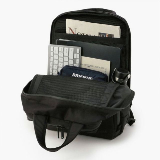 ブリーフィング バックパック リュック デイパック 通勤 通学 ビジネスバッグ ジム シンプル ブラック オールブラック シームレスデザイン BRIEFING BRA231P47 SW BACK PACK 16 WR  (250912)