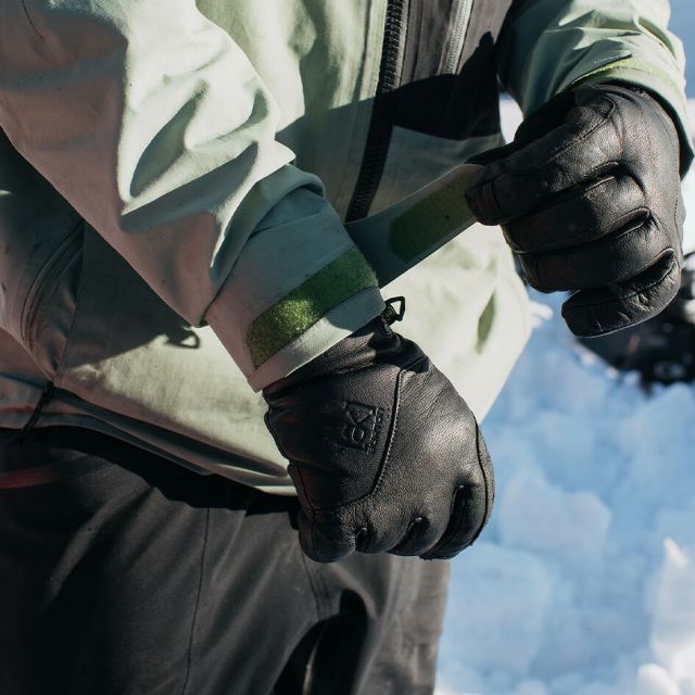 BURTON 23326 AK GORE CLCH LR GL