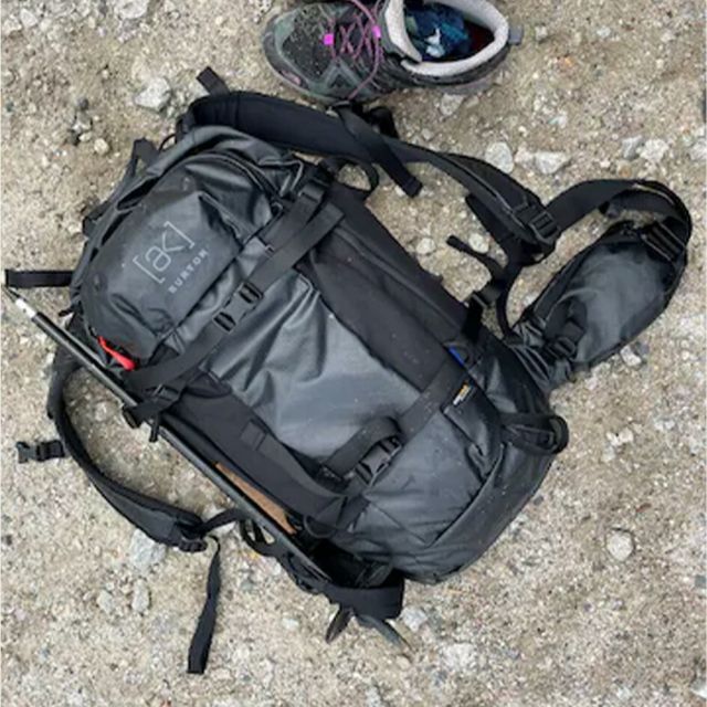 バートン BURTON 227981 AK DSPTCHR 35L ディスパッチャー 35L バックパック W26JP-227981 バックカントリー 登山 スノーバックパック テクニカル 防水 撥水 Cordura リップストップ bluesign認証 スノーボード 登山 バッグ 35L (251011)
