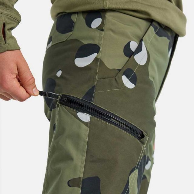 BURTON BOYS EXILE CARGO PT