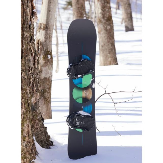 バートン キッズ スノーボード 板 BURTON 24-25 CUSTOM SMALLS カスタム スモールズ130cm 135cm 140cm  スノボ snowboard