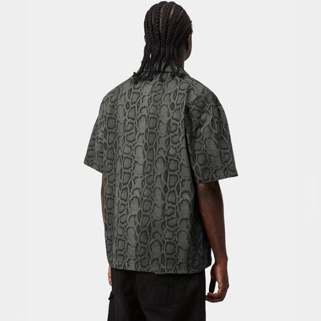 Carhartt WIP S/S Snake Camo Shirt I036275 カーハート シャツ 半袖 メンズ レディース カモ柄 ボウリングシャツ ルーズフィット コットン I036275 S/S SNAKE COMO SHIRT CAMOLEAF GMTD L M (メール便)