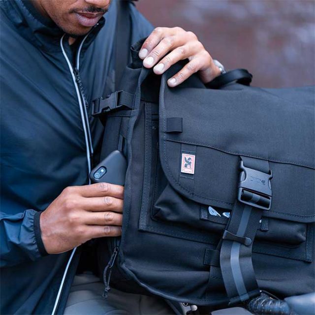 クロームインダストリーズ バックパック Chrome [ BG333 ] WARSAW MEDIUM BACKPACK (BLK) リュック ワルシャワ ミディアム (240229)
