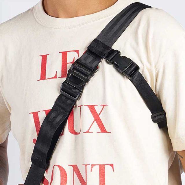 CHROME JP197 NEWSPAPER MESSENGER