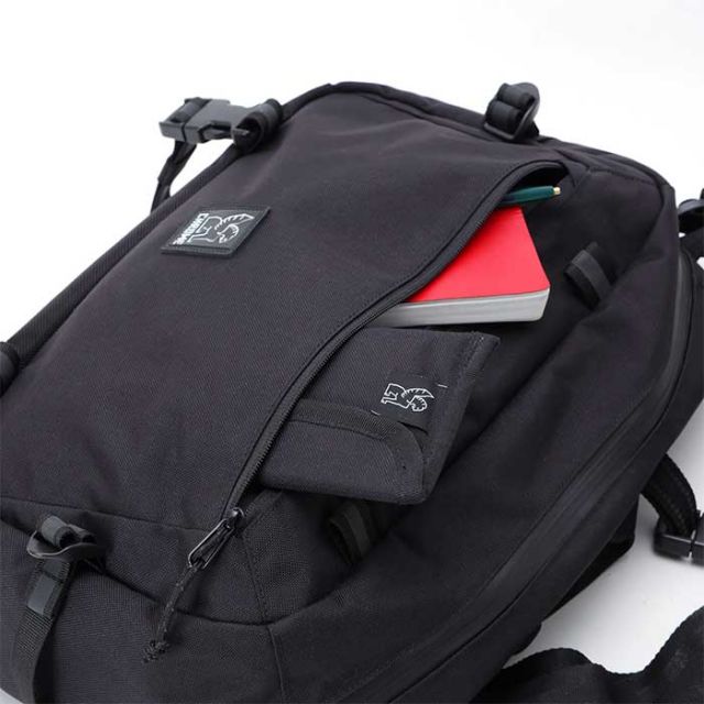 クローム ショルダーバッグ chrome BG351 KADET MAX 15L カデット マックス 耐水 PCスリーブ ブラック メンズ レディース ユニセックス 通勤 通学 自転車 (240829)