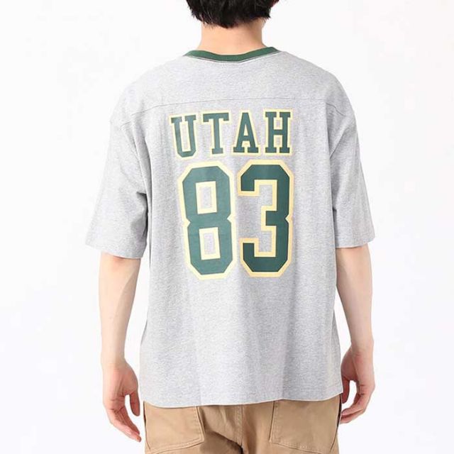 CHUMS CH01-2181 Oversized Play Football