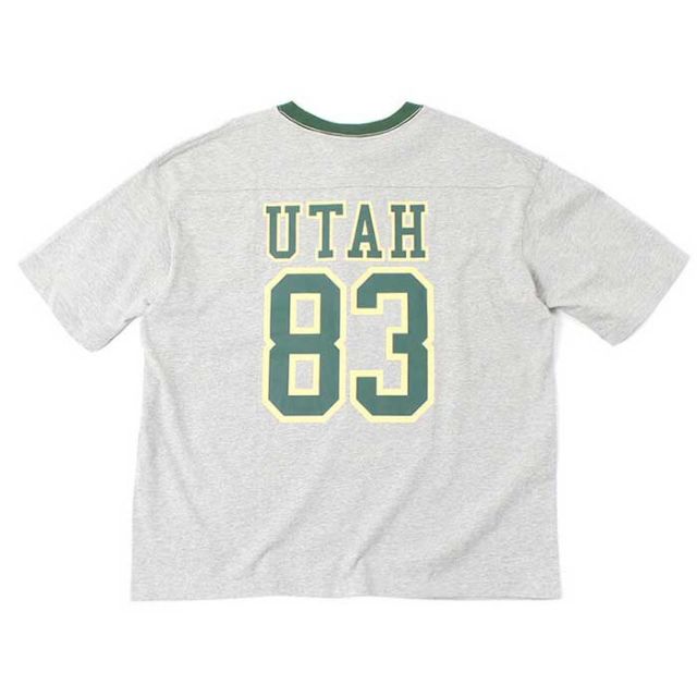 CHUMS CH01-2181 Oversized Play Football