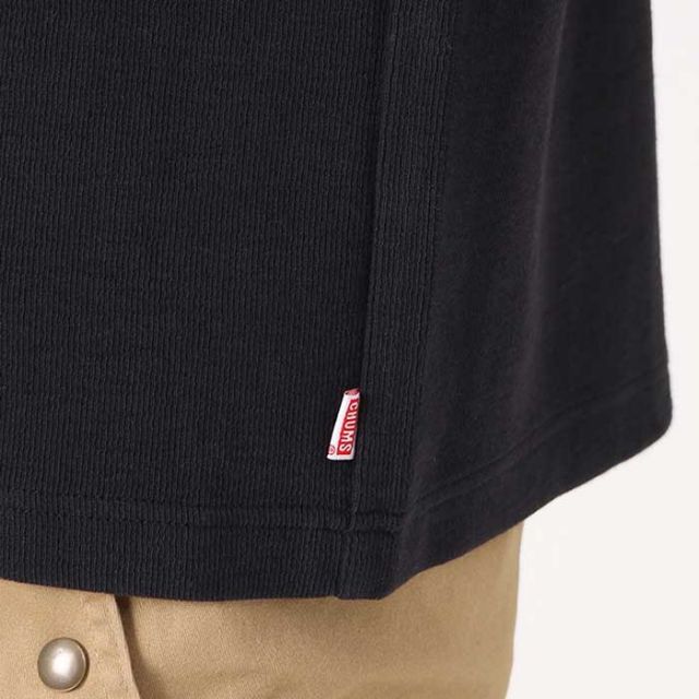 CHUMS CH01-2295 Torrey Flap Pocket Crew Top