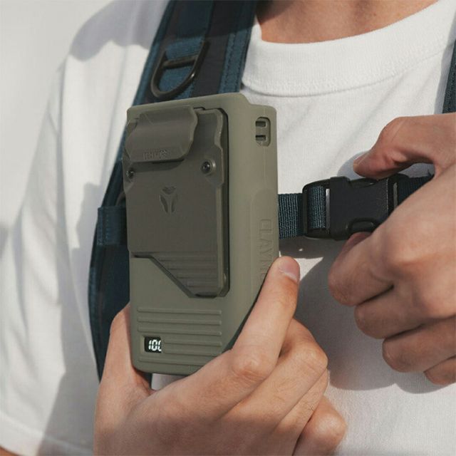 クレイモア ランタン LEDランタン CLAYMORE 充電式 防水 アウトドア キャンプ 防災 USB充電 軽量 高輝度 ライト 携帯 首掛け 卓上 サーキュレーター  (260316)