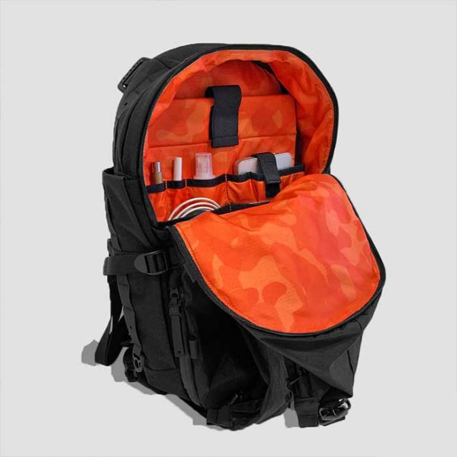 コードオブベル ショルダーバッグ X-PAK EVO クロスパックエボ 23L Code of Bell X-PAK EVO 拡張式 13インチPC対応 防水 多機能 通勤 通学 アウトドア ボディバッグ 13インチ ノートPC 多機能 アウトドア 通勤 通学 軽量 防水 (240130)