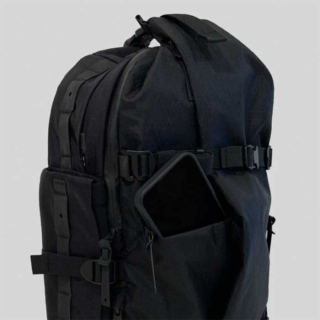 コードオブベル ショルダーバッグ X-PAK EVO クロスパックエボ 23L Code of Bell X-PAK EVO 拡張式 13インチPC対応 防水 多機能 通勤 通学 アウトドア ボディバッグ 13インチ ノートPC 多機能 アウトドア 通勤 通学 軽量 防水 (240130)