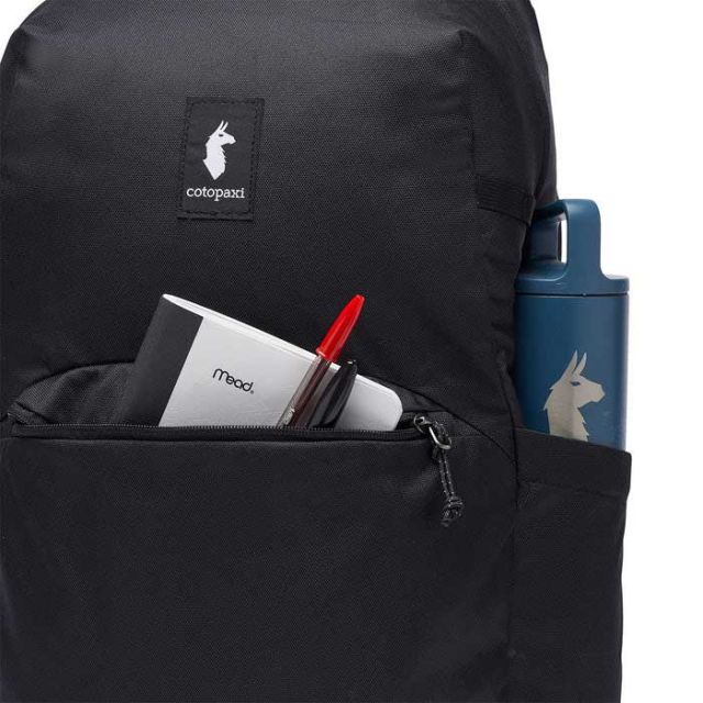 コトパクシ バックパック リュック cotopaxi Chiquillo 26L Backpack 420245 チキーロ ブラック 通勤 通学 旅行 PCスリーブ メンズ レディース ユニセックス かばん (241011)