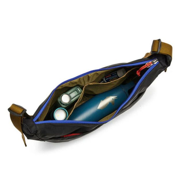 Cotopaxi コトパクシ トロゾ 8L ショルダーバッグ Cada D?a Trozo 8L Shoulder Bag 420207 軽量 撥水 アウトドア 通勤 通学 旅行  (260316)