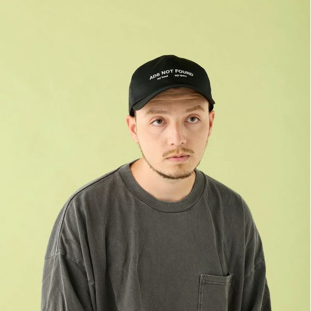 シーピーエイチ ヘッドウェア 6パネルキャップ ADS NOT FOUND ブラック ネイビー CPH 6 PANEL CAP ADS NOT FOUND BLACK NAVYメンズ レディース 帽子 ロゴキャップ 日本製 コットン混 調整可能 ストリート カジュアル 07-62 BLK Q (260319)