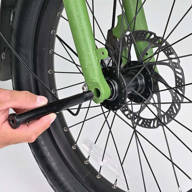 デイトナ 自転車 20インチ DAYTONA 電動自転車 (DE04) 51965 / 51989 / 51990 / 51991 クロスバイク 電動アシストクロスバイク 街乗り おしゃれ 人気 リンクル塗装