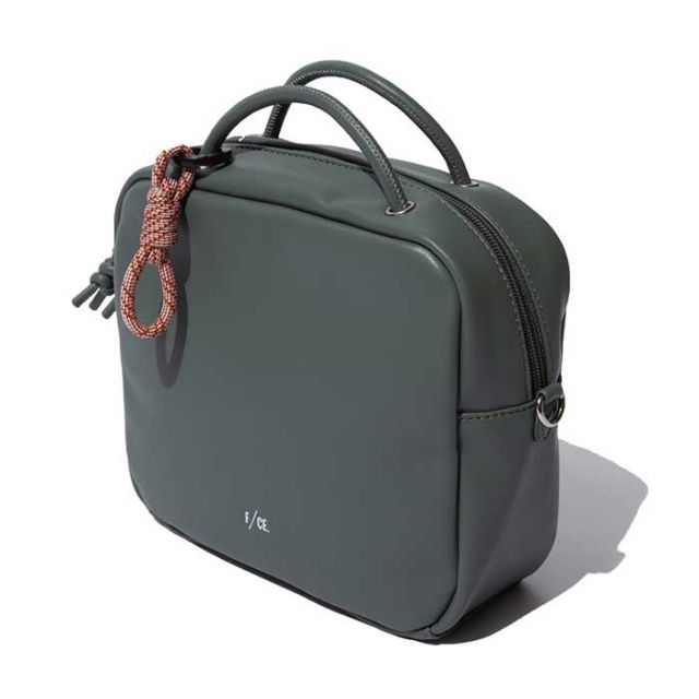 エフシーイー レディース ショルダーバッグ F/CE. テック レザー ミニ スクエア ショルダー TECH LEATHER MINI SQUARE SHOULDER (231228)