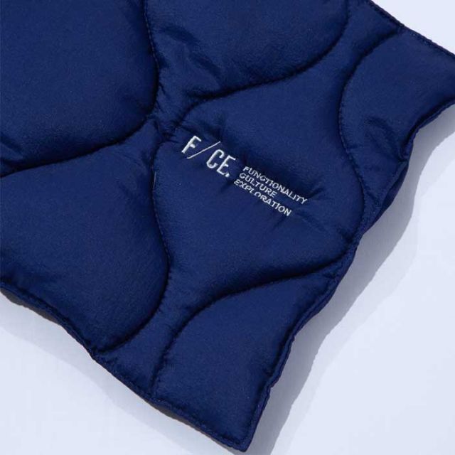 F/CE. 24-TAION BY PACKBLE DOWN SCARF