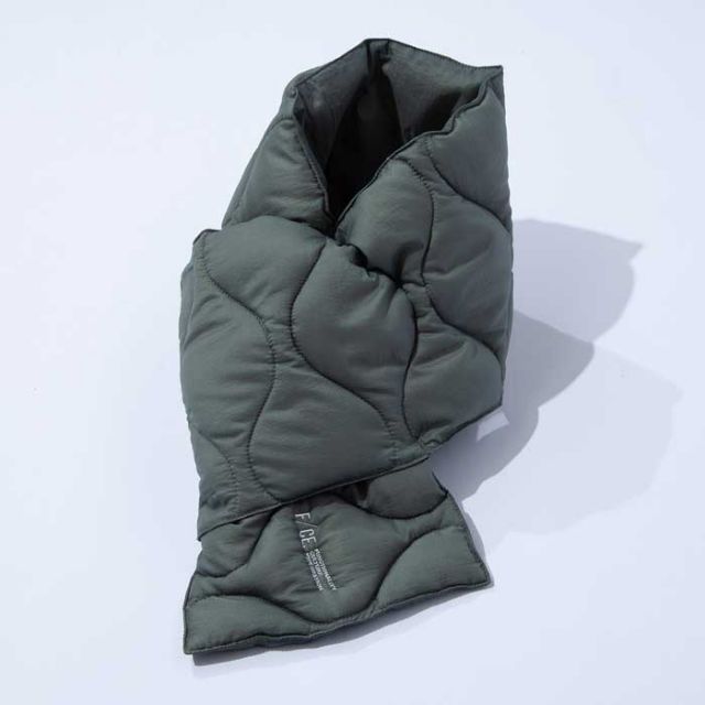 F/CE. 24-TAION BY PACKBLE DOWN SCARF