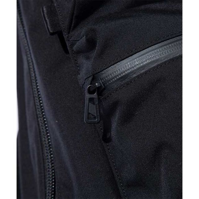 エフシーイー F/CE バックパック  エフシーイー FR コーデュラ ノマディック リュック メンズ レディース ユニセックス FR CORDURA NOMADIC 19L デイパック PCスリーブ 撥水 ブラック (241231)