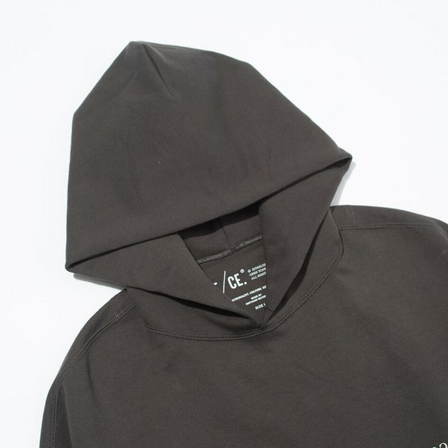 エフシーイー F/CE HIDDEN IDENTITY BY M.ENOMOTO HOODY パーカー アーティスト榎本マリココラボ プリントビッグスウェットフーディー オーバーサイズ ドロップショルダー 裏毛 リサイクルスウェット ユニセックス (20250818)
