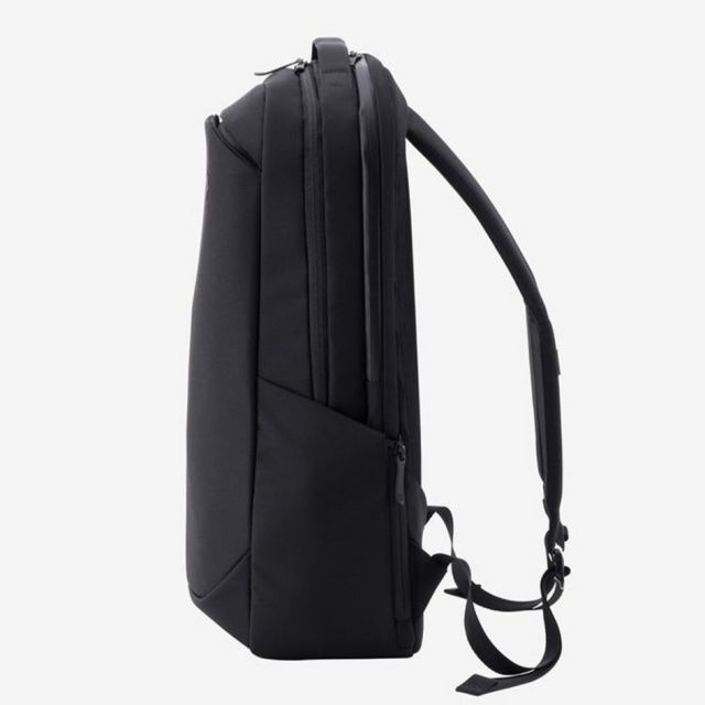 ゴールドウィン GOLDWIN GL94590 GW DAY PACK デイパック 20L リュック ビジネス対応 ユニセックス PC収納 自立構造 立体構造ハーネス 出張 旅行 通勤 通学 840Dリサイクルナイロン製 スマート設計 リサイクルナイロン ブラック×ブラック
