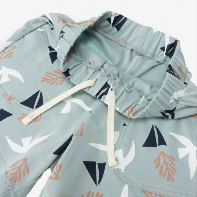 ヘリーハンセン ショートパンツ キッズ HELLY HANSEN HJ22509 KIDS GRAPHIC PRINT SHORTS グラフィックプリントショーツ オーガニックコットン ストレッチ性 抗菌防臭 メール便 (250126)