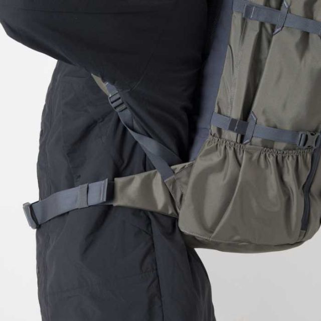 カリマー リュック トリビュート40 Karrimor 501012 TRIBUTE 40 デイパック バックパック 社会人 新生活 通学 プレゼント (240228)