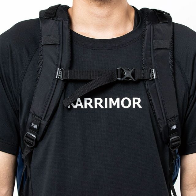 カリマー リュックサック KARRIMOR 501210 eclipse 27 リュックサック デイパック バックパック 27L A4収納 PCホルダー付き ハイドレーション対応 オーガナイザー搭載 ポールキャリア付き トレッキング ハイキング デイリー black ブラック (2502)