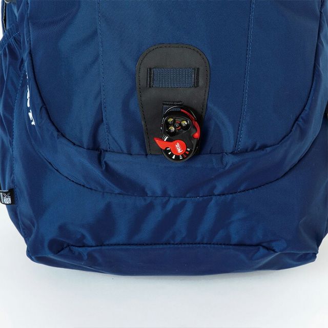 カリマー リュックサック KARRIMOR 501210 eclipse 27 リュックサック デイパック バックパック 27L A4収納 PCホルダー付き ハイドレーション対応 オーガナイザー搭載 ポールキャリア付き トレッキング ハイキング デイリー black ブラック (2502)