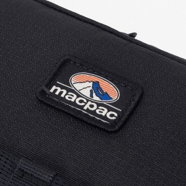 macpac マックパック ウィルダネスクロスボディ MM82554 ショルダーバッグ ミニショルダー ポーチ 斜め掛け 軽量 1.5L アウトドア 旅行 タウンユース Wilderness Crossbody (260211)