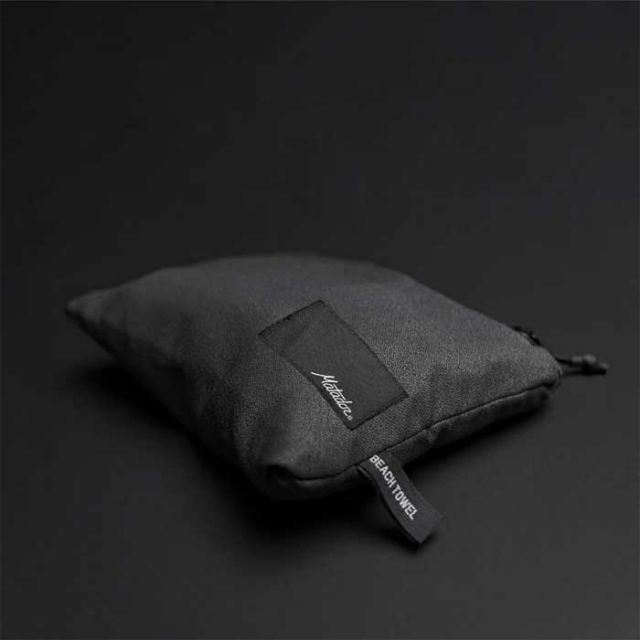 MATADOR PACKBLE BEACH TOWEL