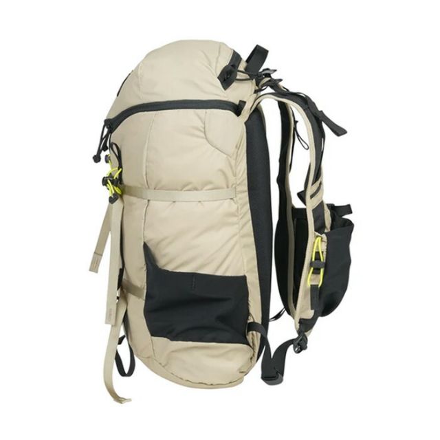 ミステリーランチ リュック mysteryranch 19761599 GALLAGATOR 25 ギャラゲーター 25 日帰り 旅行 バックパック カバン メンズ レディース ブラック (240821)