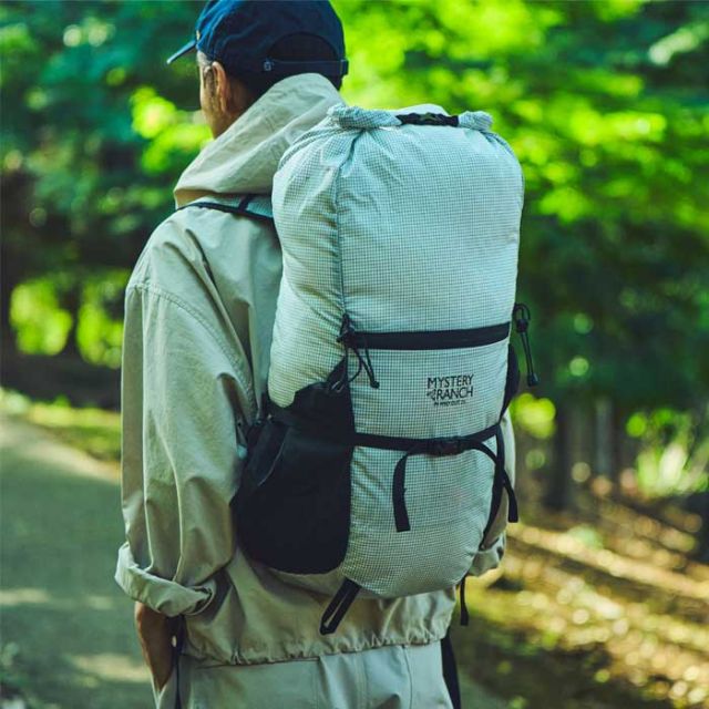 ミステリーランチ バックパック インアンドアウト25 19761671 バックパック 25L 軽量 パッカブル 登山 旅行 サブバッグ IN AND OUT 25 MYSTERY RANCH (260224)