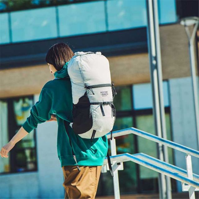 ミステリーランチ バックパック インアンドアウト25 19761671 バックパック 25L 軽量 パッカブル 登山 旅行 サブバッグ IN AND OUT 25 MYSTERY RANCH (260224)
