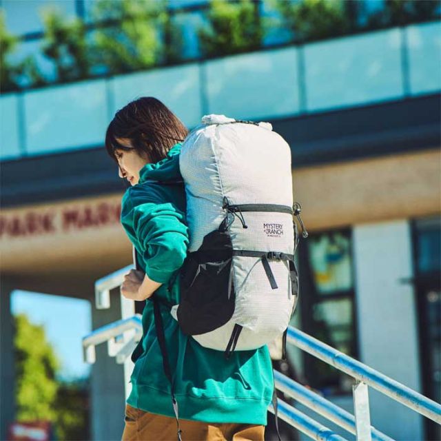 ミステリーランチ バックパック インアンドアウト25 19761671 バックパック 25L 軽量 パッカブル 登山 旅行 サブバッグ IN AND OUT 25 MYSTERY RANCH (260224)