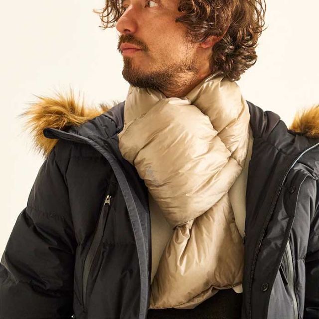 NANGA PORTABLE LIGHT DOWN MUFFLER