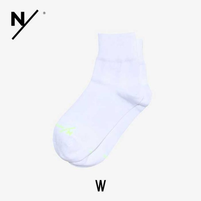 NEUTRALWORKS KSU62342 BL ANKLE SOCKS