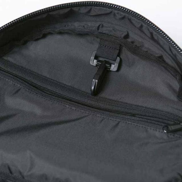 ニューエラ バックパック NEWERA LIGHT PACK [27L] ライトパック リュック デイパック バッグ 鞄 カバン bag 新生活 社会人 PC収納 軽量 大容量 通勤 通学 防水 (240305)