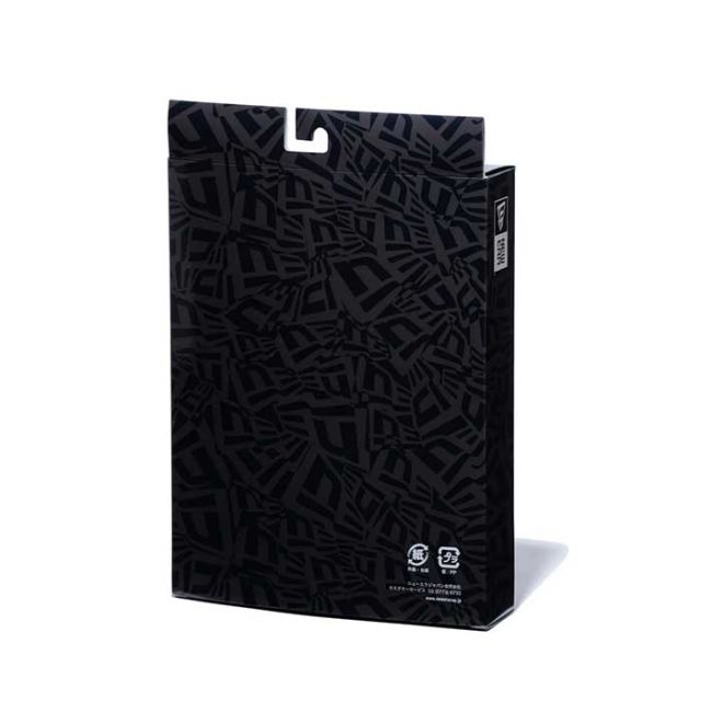 NEW ERA BOXED SPORTS TOWEL STOCK