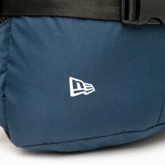 NEW ERA CARRIER PACK 150D NE MLB
