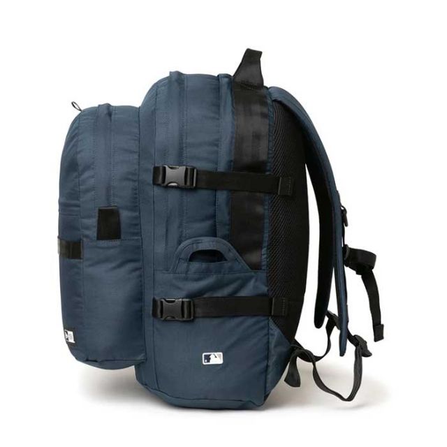 NEW ERA CARRIER PACK 150D NE MLB