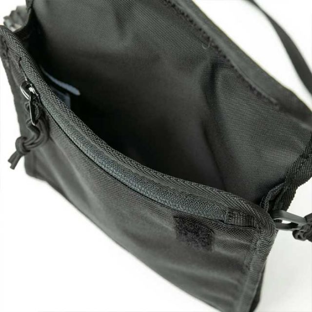 NEW ERA SQUARE NECK POUCH