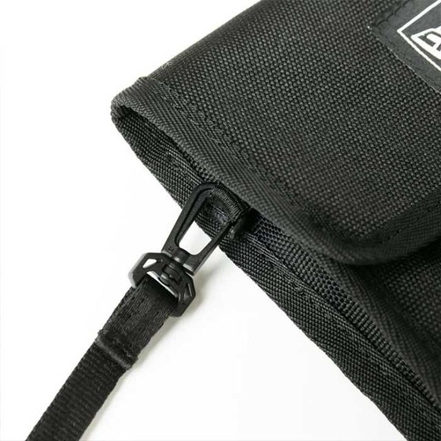 NEW ERA SQUARE NECK POUCH