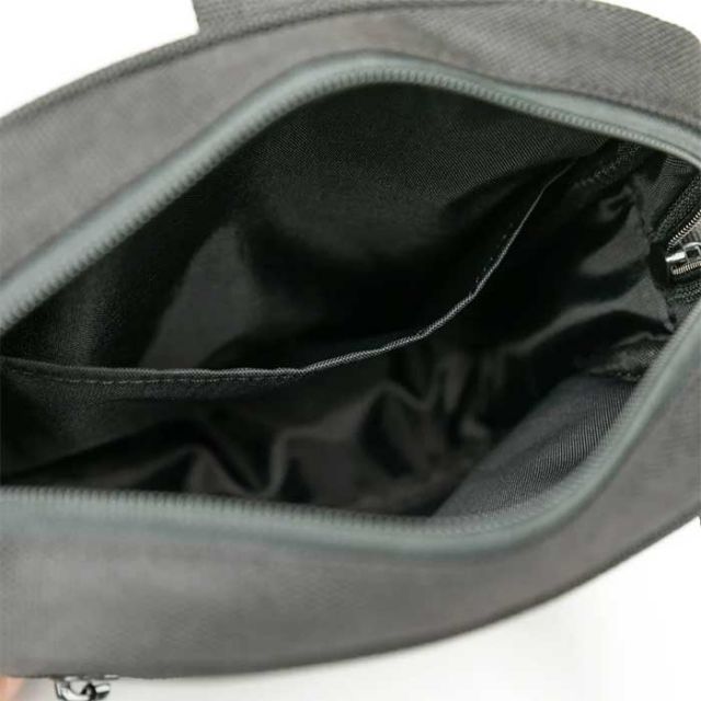 NEW ERA SQUARE SHOULDER POUCH