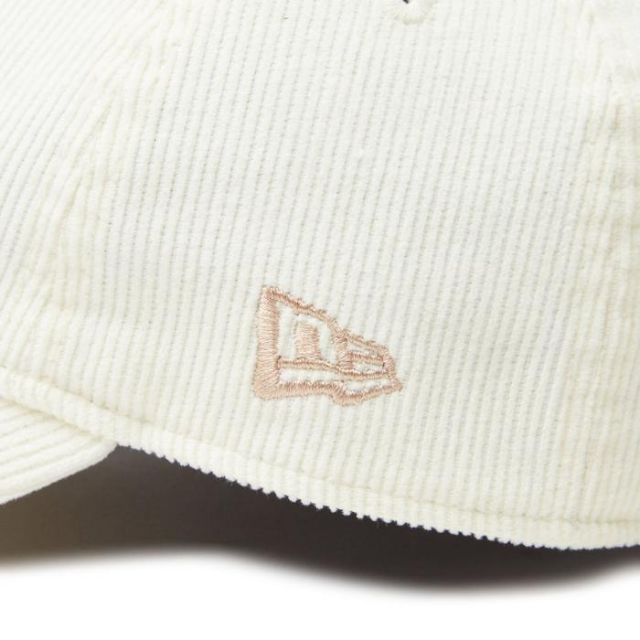 9TWENTY CALNAMUR カルナムール マイクロコーデュロイ コラボ  ロゴ キャップ 帽子 ニューエラ NEW ERA 藤田ニコル にこるん フリーサイズ サイズ調整可能 ウィメンズ レディース ウォルナット クローム 14349037 / 14349036 (241011)