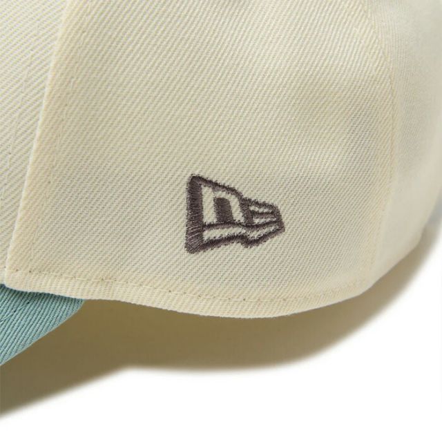 ニューエラ クロームホワイト ビーチキスブルーバイザー NEWERA GF 940VS OP NENY 2TONE NEWERA ゴルフキャップ マグネット付き ボールマーカー対応 9FORTY ユニセックス 帽子 ベルクロストラップ 抗菌 ブラック ニューエラゴルフ (2503)