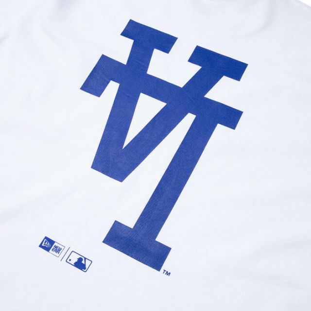 ニューエラ Tシャツ メンズ 半袖 MLB Upside Down ロサンゼルス・ドジャース ブラック レギュラーフィット NEWERA SS CT TEE LOSDOD UPSIDE DOWN メンズ レディースロゴ Tシャツ 逆ロゴ  コットン生地 黒 ユニセックス半袖 (2503)